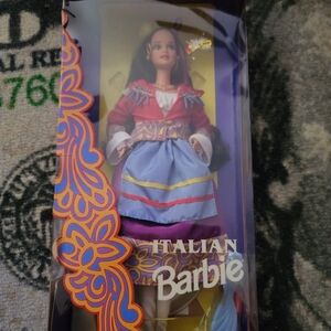 Vintage 1993 Mattel #2256 Dolls Of The World Collection Italian Barbie Doll NIB